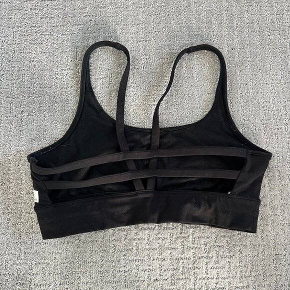 Vuori Strappy Back Black Sports Bra, Medium - Picture 5 of 5